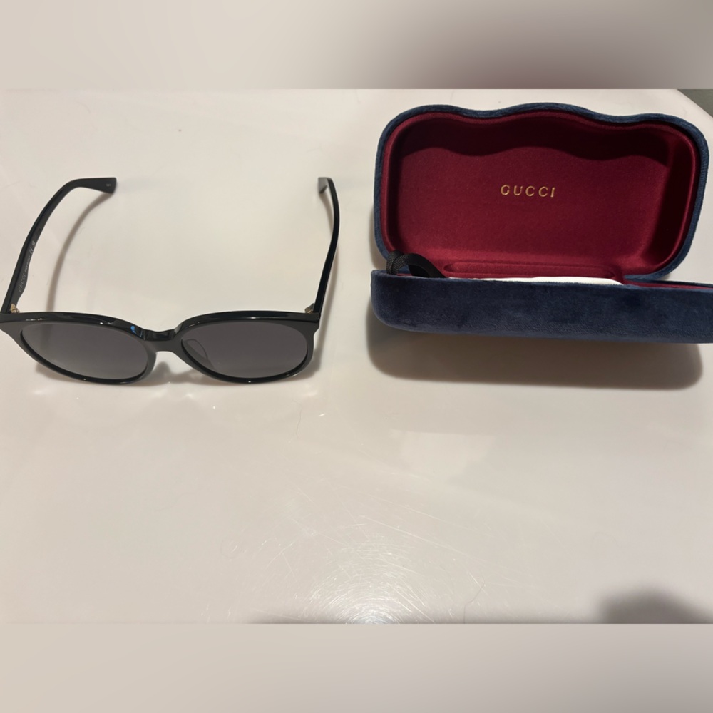 NWT Gucci sunglasses